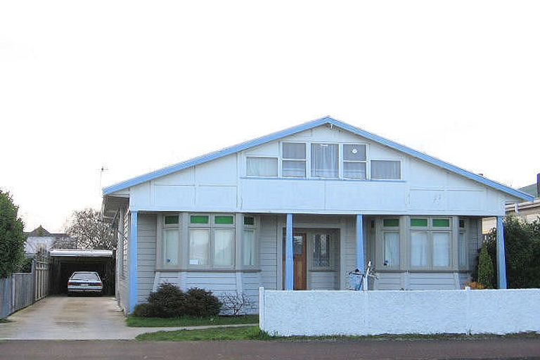 Photo of property in 33 Fitzroy Street, Terrace End, Palmerston North, 4410