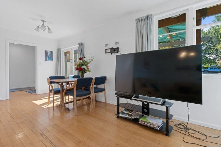 Photo of property in 11 Main Street, Greytown, 5712