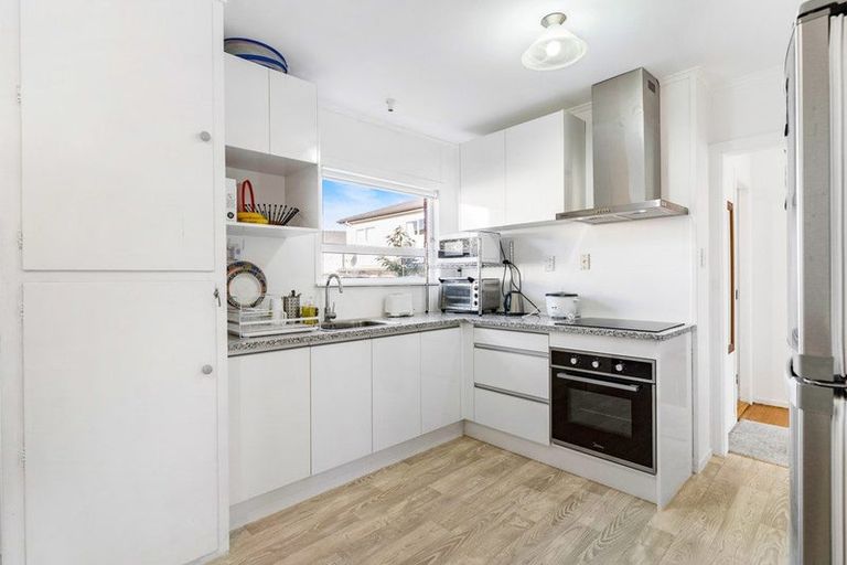 Photo of property in 2/6a Claymore Street, Manurewa, Auckland, 2102