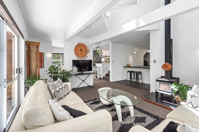 Photo of property in 2 Saint Marys Place, Onerahi, Whangarei, 0110