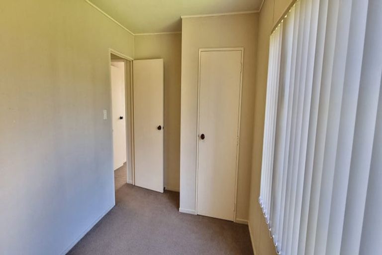 Photo of property in 40 Sikkim Crescent, Clover Park, Auckland, 2019