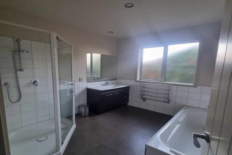 Photo of property in 12 Islington Place, Wanaka, 9305