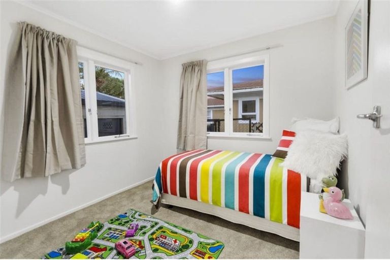 Photo of property in 128 Gloucester Road, Manurewa, Auckland, 2102