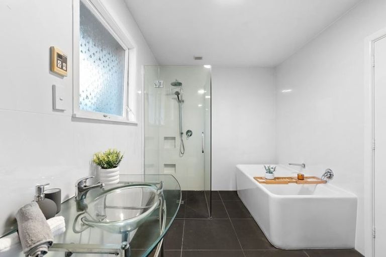 Photo of property in 142 Highsted Road, Casebrook, Christchurch, 8051