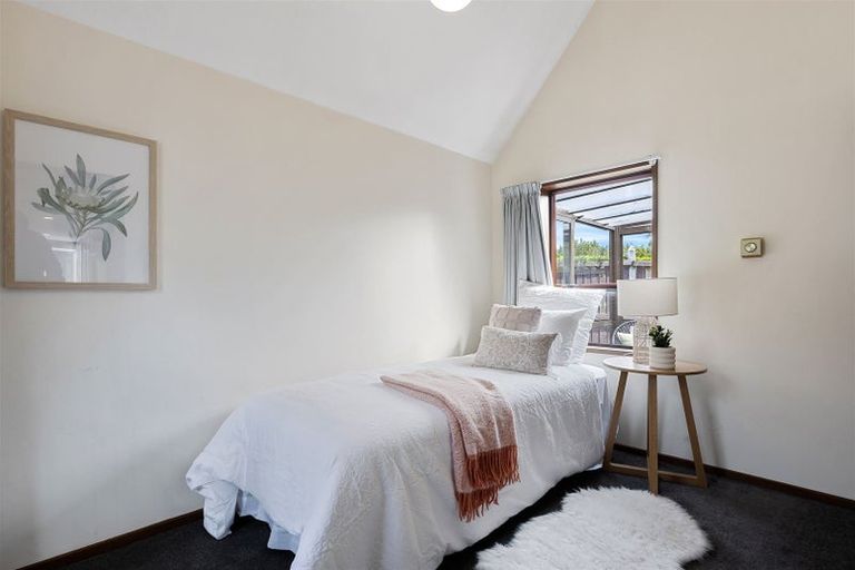 Photo of property in 43n Waimairi Road, Upper Riccarton, Christchurch, 8041