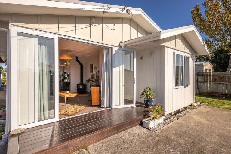 Photo of property in 14 Coates Street, Westport, 7825