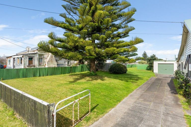 Photo of property in 21 Hood Street, Castlecliff, Whanganui, 4501