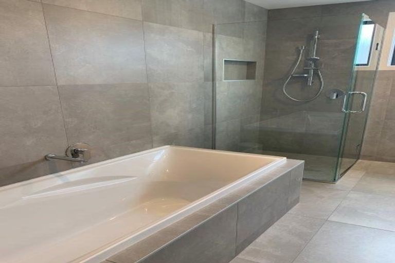 Photo of property in 3 Leaning Rock Lane, Wanaka, 9305