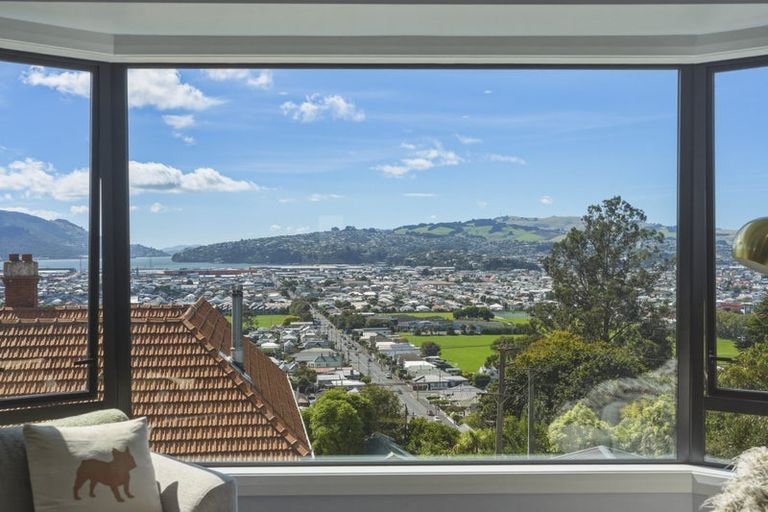 Photo of property in 11 Middleton Road, Kew, Dunedin, 9012