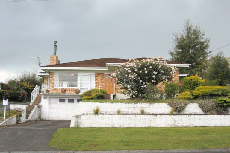 Photo of property in 14 Wheretia Street, Taupo, 3330