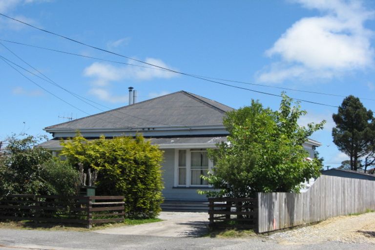 Photo of property in 88 Derby Street, Westport, 7825