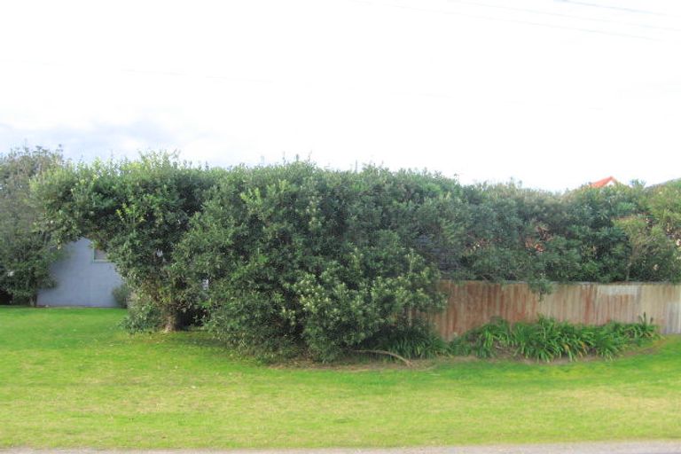 Photo of property in 202 Island View Road, Whangamata, 3620