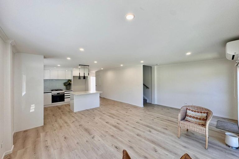 Photo of property in 66d Coxhead Road, Manurewa, Auckland, 2102