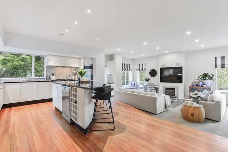 Photo of property in 1/253 Memorial Avenue, Burnside, Christchurch, 8053