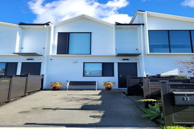 Photo of property in 13 Cambie Avenue, Red Beach, 0932