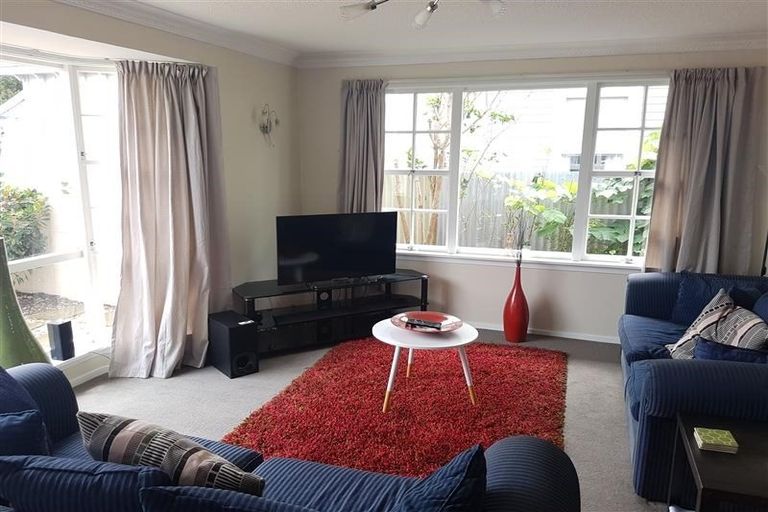 Photo of property in 2/188 Blighs Road, Strowan, Christchurch, 8052