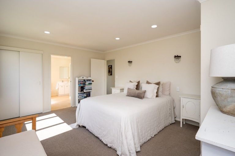 Photo of property in 2 Hanna Place, Havelock North, 4130