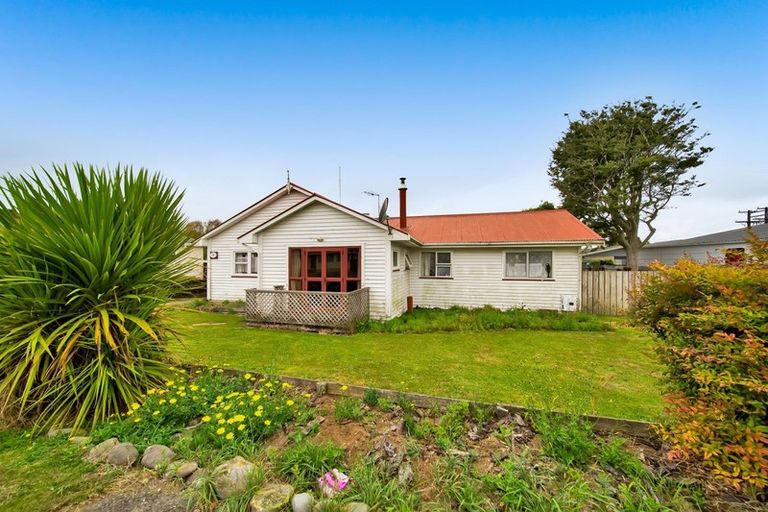 Photo of property in 152 Miranda Street, Stratford, 4332