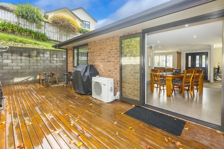 Photo of property in 15 Kirton Drive, Riverstone Terraces, Upper Hutt, 5018
