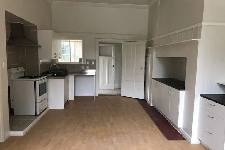 Photo of property in 132 Wallace Street, Mount Cook, Wellington, 6021