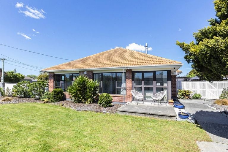 Photo of property in 18 Voss Street, Shirley, Christchurch, 8013
