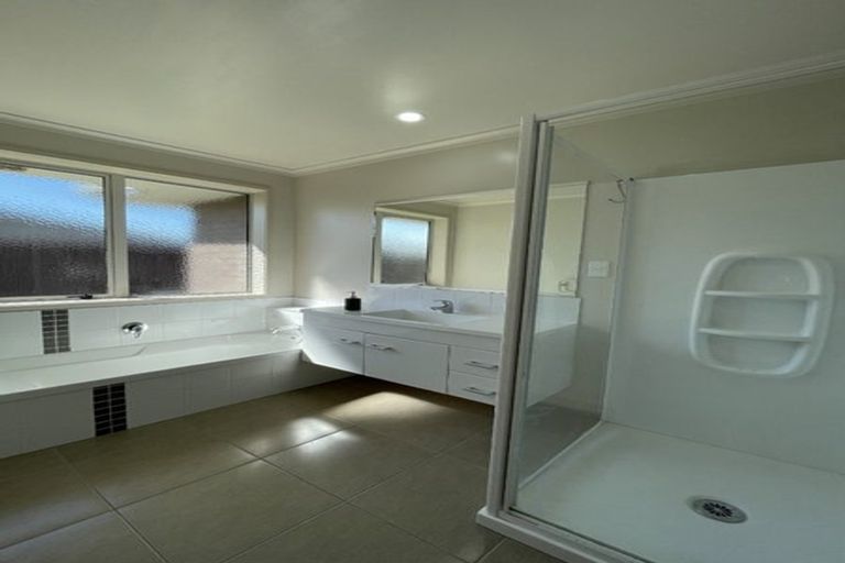 Photo of property in 71 Fairfax Crescent, Pyes Pa, Tauranga, 3112