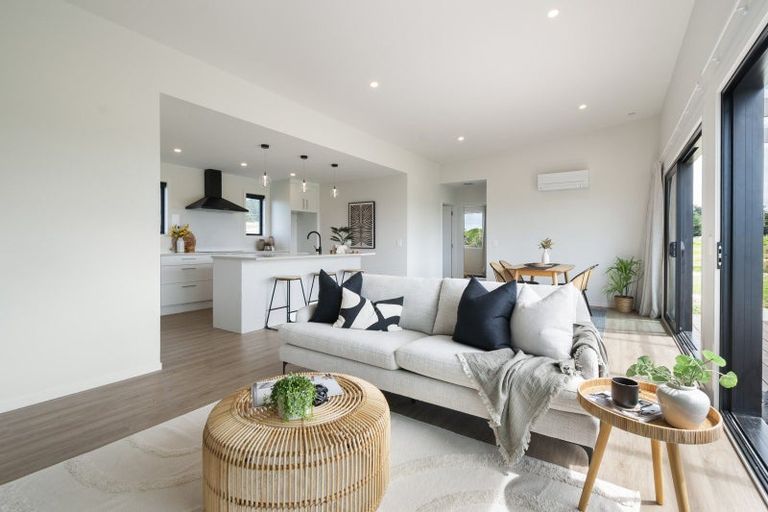 Photo of property in 1121 Parewanui Road, Parewanui, Bulls, 4894