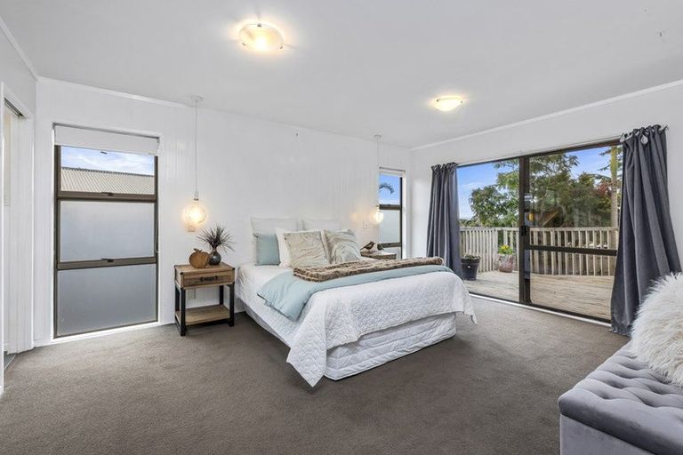 Photo of property in 5 Rakino Avenue, Manly, Whangaparaoa, 0930
