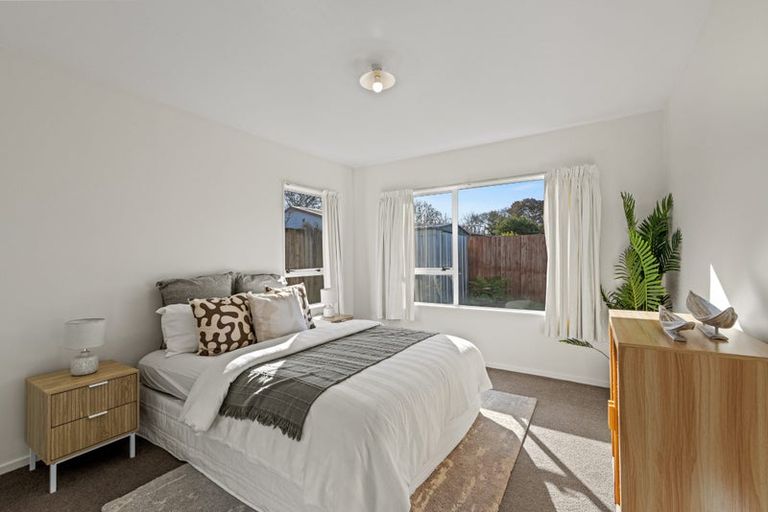 Photo of property in 2/78 Inwoods Road, Parklands, Christchurch, 8083