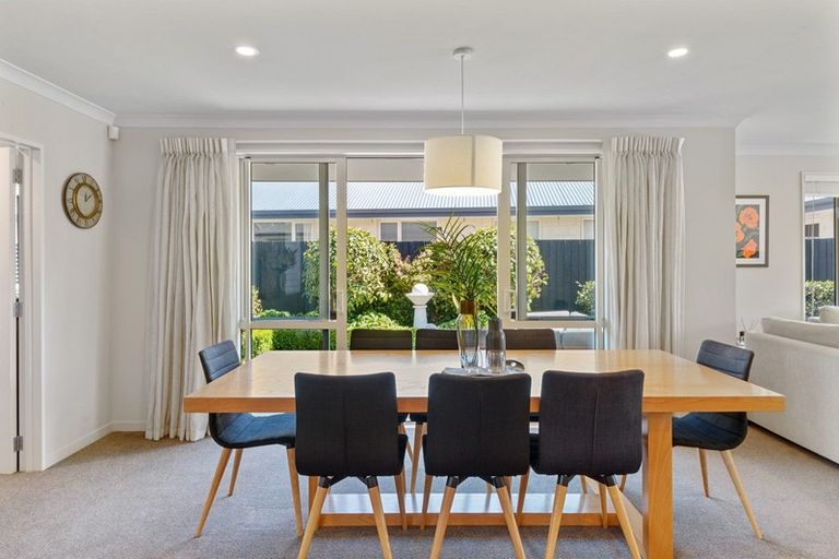 Photo of property in 53 Aidanfield Drive, Aidanfield, Christchurch, 8025