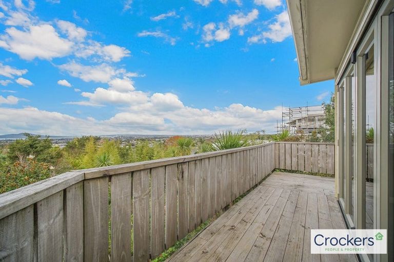Photo of property in 29 Sunset Road, Totara Vale, Auckland, 0632