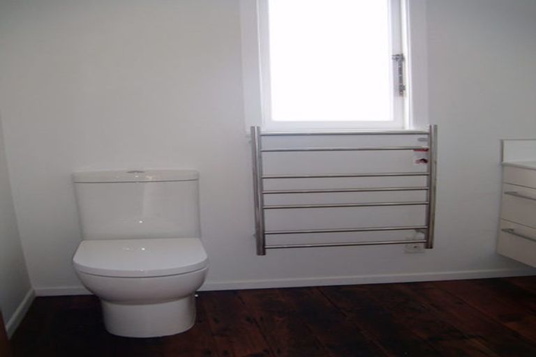 Photo of property in 29 Freyberg Street, Lyall Bay, Wellington, 6022