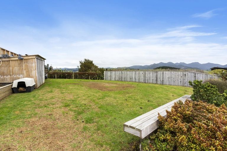 Photo of property in 13 Manatu Close, Whangamata, 3691