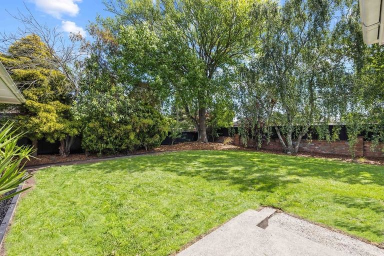 Photo of property in 47 Northcote Road, Northcote, Christchurch, 8052