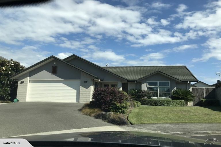 Photo of property in 21 Merlin Close, Huntington, Hamilton, 3210