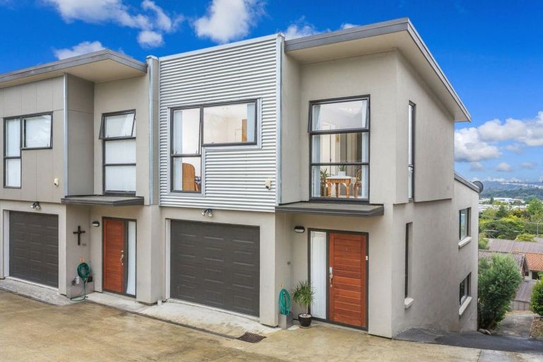 Photo of property in 5/12 Schnapper Rock Road, Schnapper Rock, Auckland, 0632