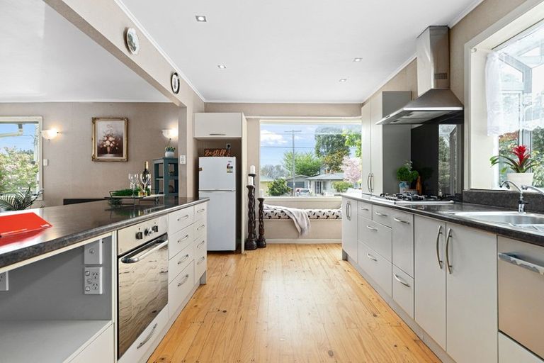 Photo of property in 17 Morris Road, Hillcrest, Hamilton, 3216
