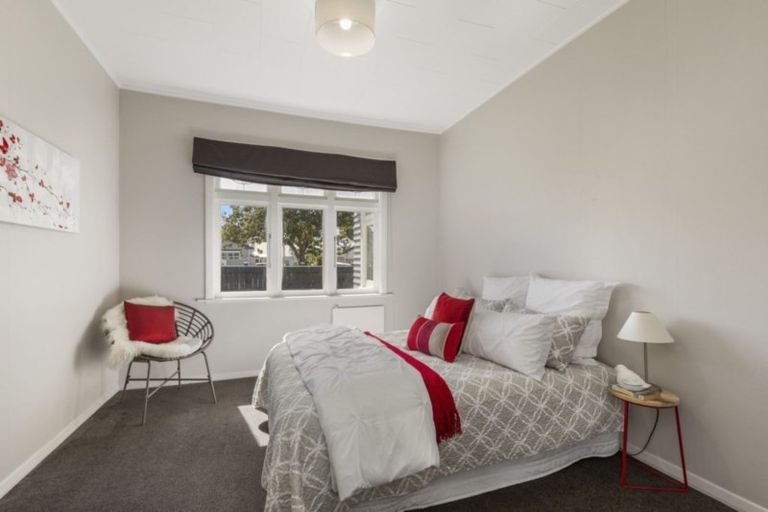 Photo of property in 28 Pilmuir Street, Hutt Central, Lower Hutt, 5010