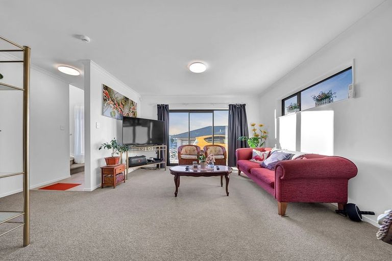 Photo of property in 88a Mili Way South, Ranui, Auckland, 0612
