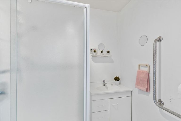 Photo of property in 7 Ring Lane, Paparangi, Wellington, 6037