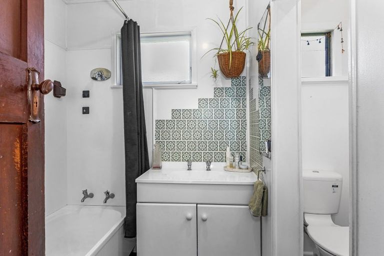 Photo of property in 10 Chichester Street, Woolston, Christchurch, 8023