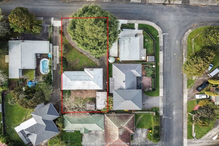 Photo of property in 15 Dreadon Road, Manurewa, Auckland, 2102