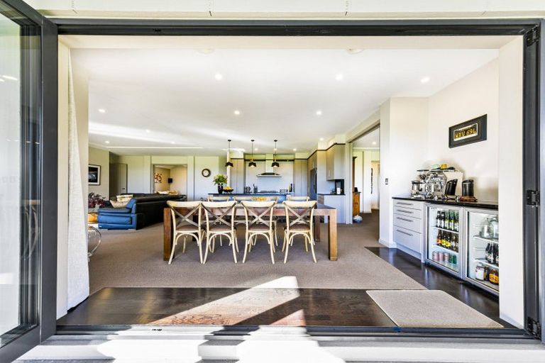 Photo of property in 195 Batty Road, Kingseat, Papakura, 2580