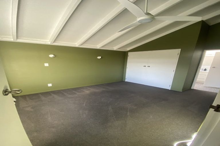 Photo of property in 2/26 Christie Crescent, Havelock North, 4130