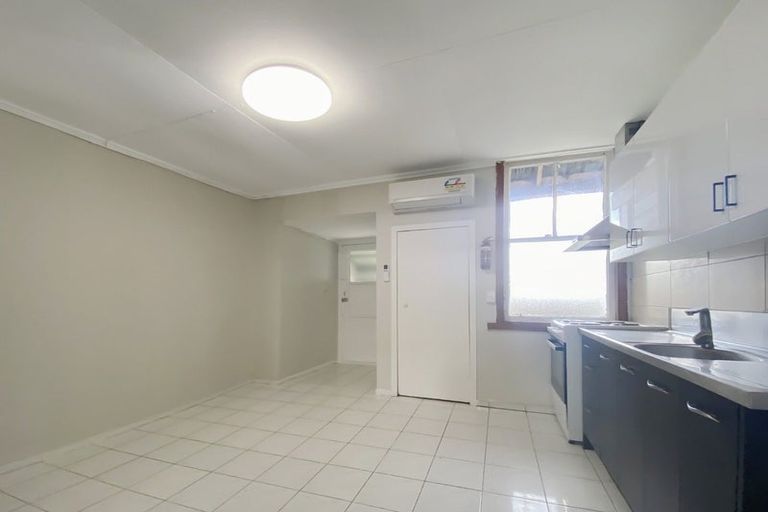 Photo of property in 60 Wilson Street, Newtown, Wellington, 6021