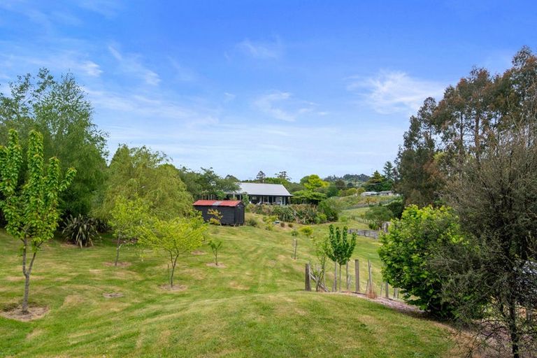 Photo of property in 4/142 Mapara Road, Acacia Bay, Taupo, 3385