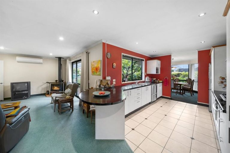 Photo of property in 125 Kings Drive, Wanaka, 9305
