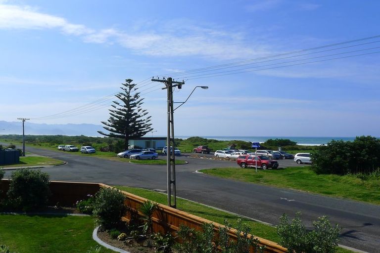 Photo of property in 44 Bway Road, Waihi Beach, 3611