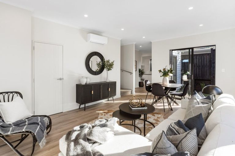 Photo of property in 136d Forrest Hill Road, Forrest Hill, Auckland, 0620
