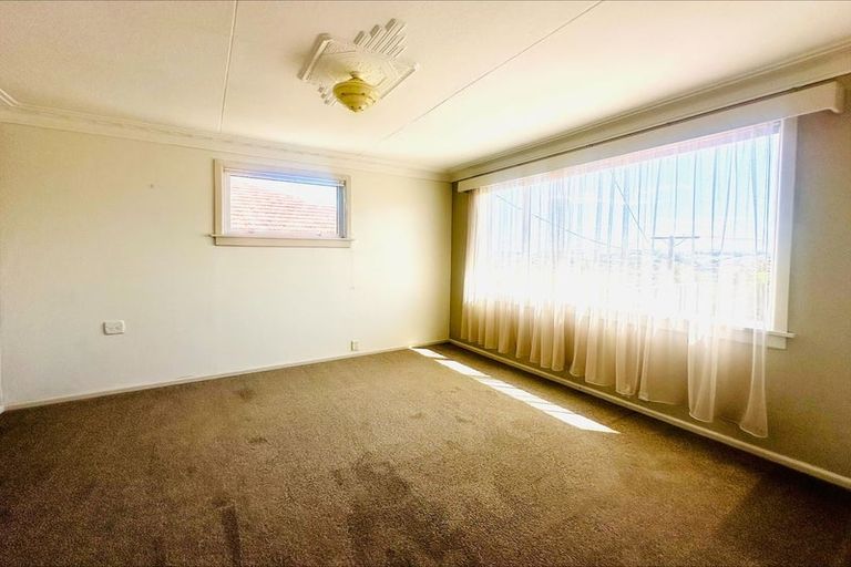 Photo of property in 21 Tamar Street, South Hill, Oamaru, 9400